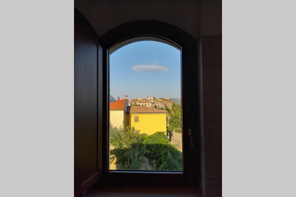 דירות Castel San Vincenzo Al Colle מראה חיצוני תמונה